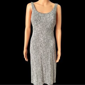 Gray Sleeveless Patterned Dress